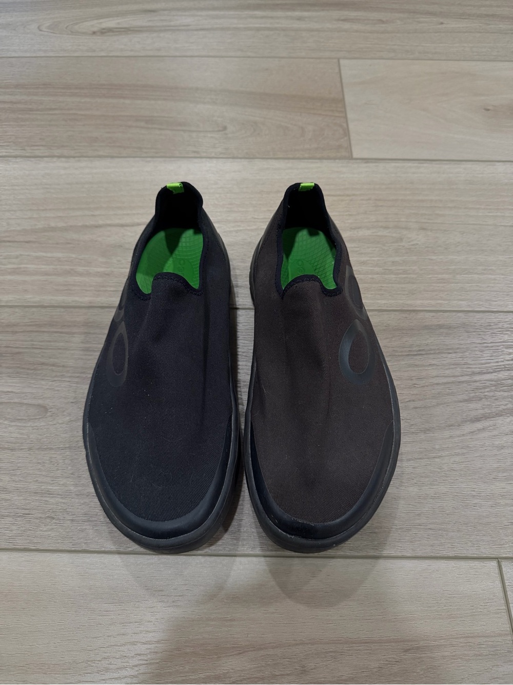 OOfos OOmg Eezee Low Top Comfort Recovery Shoe Black Size 12 - Picture 2 of 8